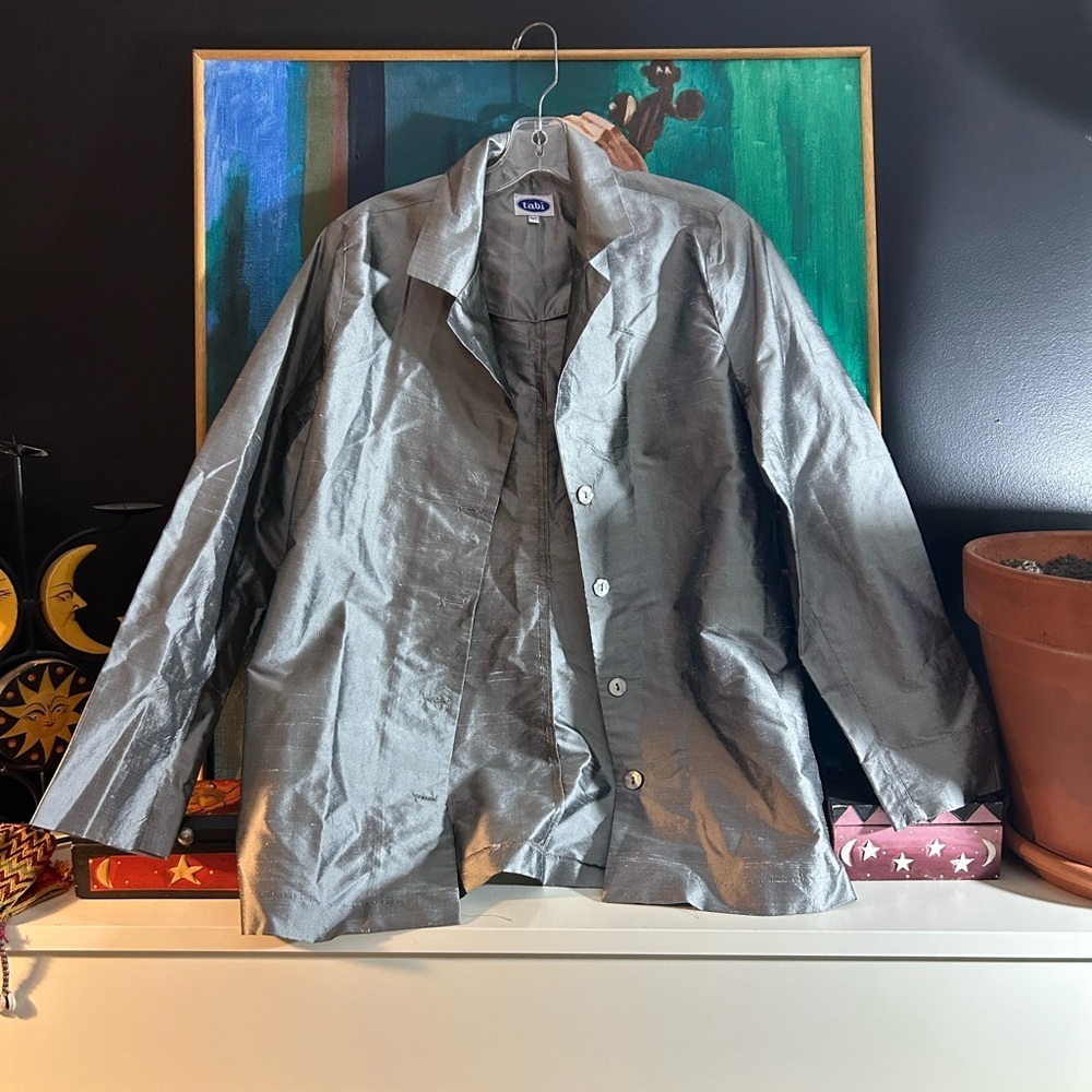 Tabi Women's Gray Silver Button-Up Blouse Small